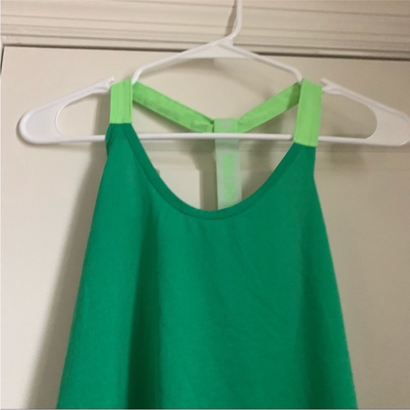 Nike Strappy Tank Green - Picture 7 of 9